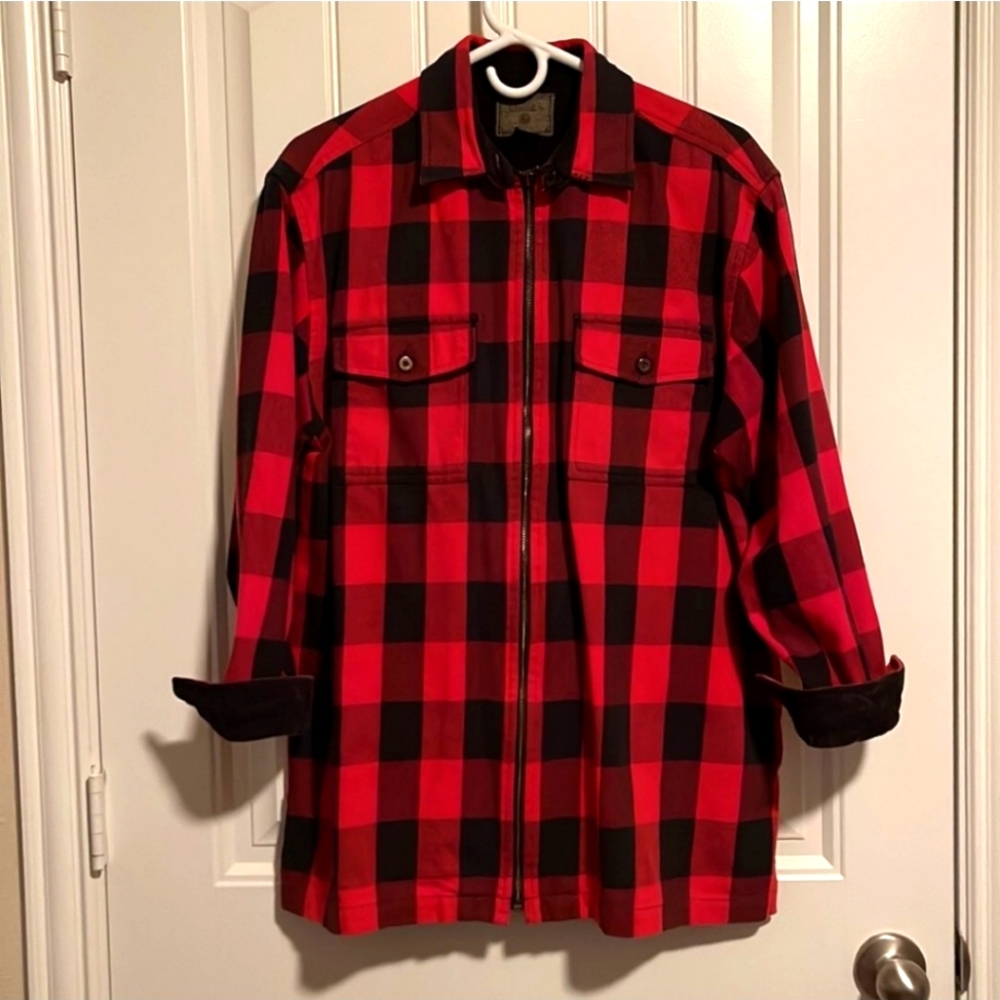 St. John’s Bay Zippered vintage 90's Men/Women lumberjack checkered shirt red